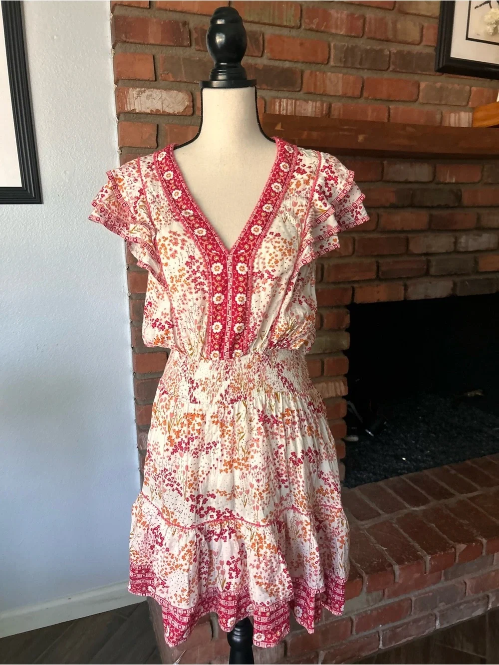 Poupette St. Barth Camila Mini Dress in White Pink Tulipe Print Sz L